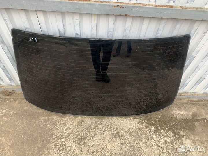 Заднее стекло bmw e34