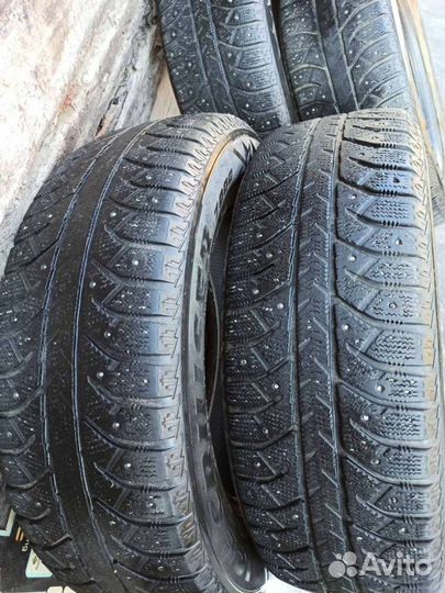 Bridgestone Ice Cruiser 7000 225/65 R17