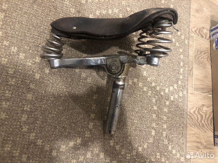 Редкое велосипедное седло зиф 21В