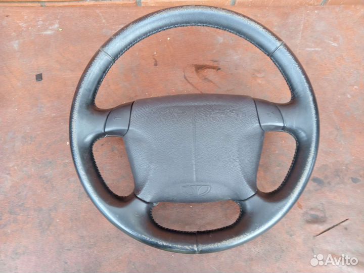 Руль на даево леганза 2.0л