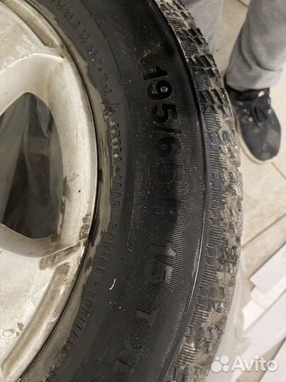 Continental ContiIceContact 195/65 R15