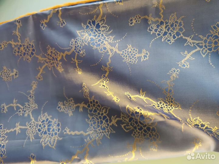 Отрезы подкладочной ткани