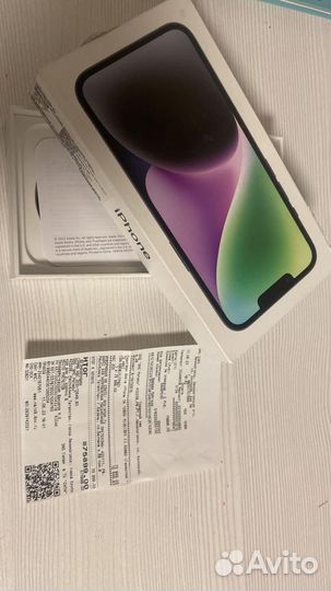 Телефон iPhone 14