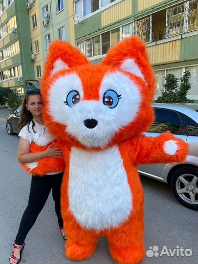 Белый медведь, аниматор, ростовая кукла