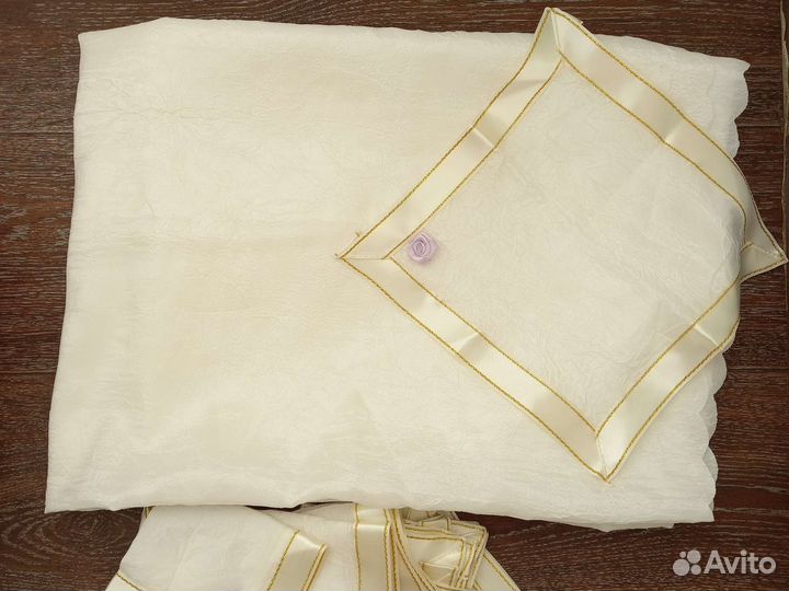 Скатерть и 12 салфеток