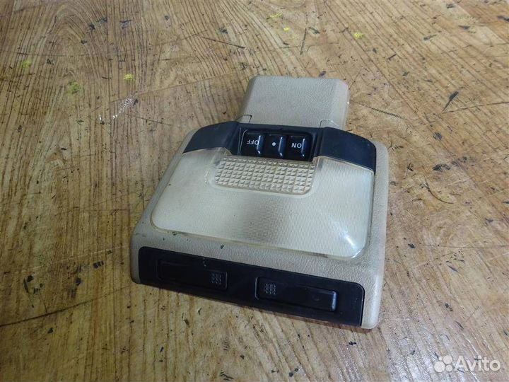 Плафон салонный Mitsubishi Lancer (C6) 1988-1992