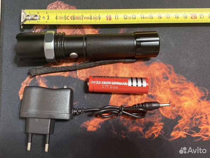 Фонарь мощный светодиодный