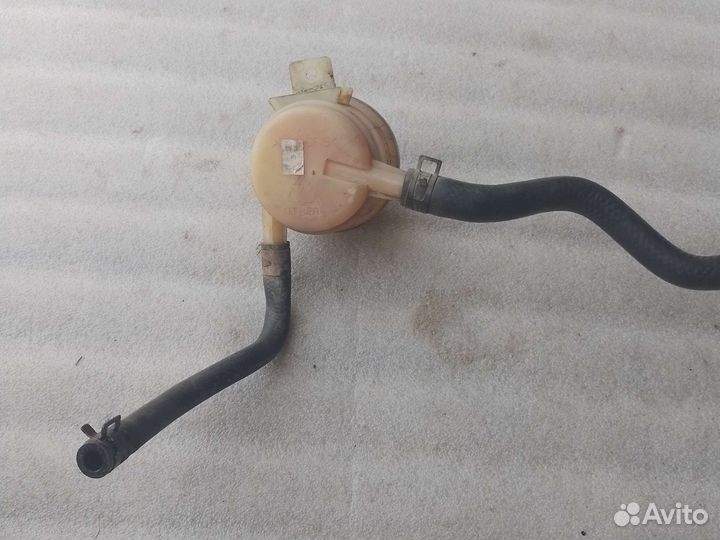 Бачок гур Kia spectra