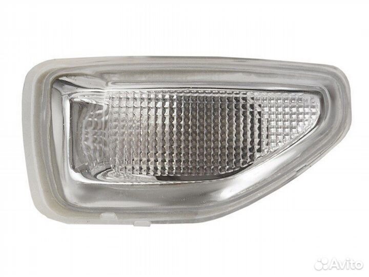 Повторитель в крыло Renault Logan