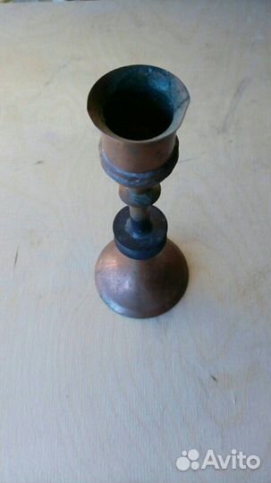 Подсвечники