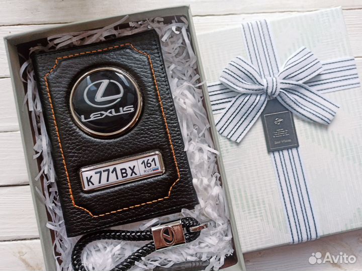 Набор: Обложка и брелок с любрй картинкой/надписью