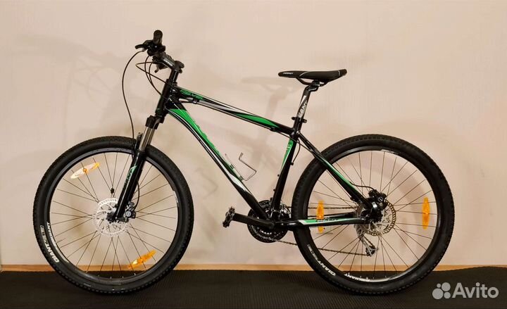 Велосипед Giant Revel рама 18 merida