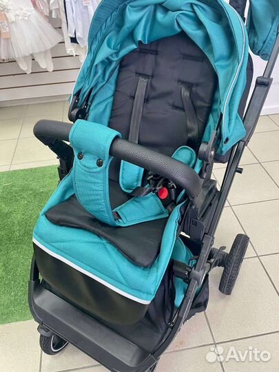 Прогулочная коляска с реверсивным блоком