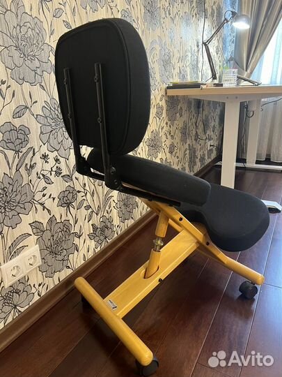 Коленный стул smartstool