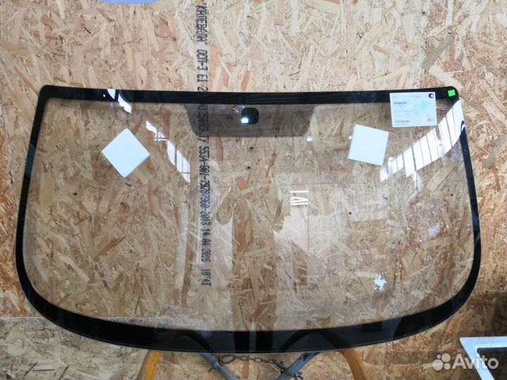 Оригинальные лобовые стёкла для Chevrolet Niva