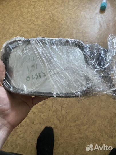 Правое зеркало toyota aristo