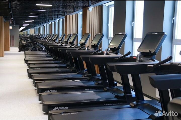 Абонемент в фитнес клуб LagomGym с бассейном