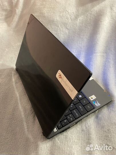 Нетбук packard bell