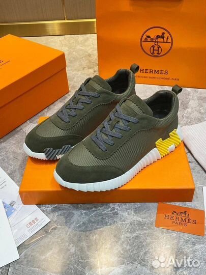 Мужские кроссовки для спортивных и активных людей