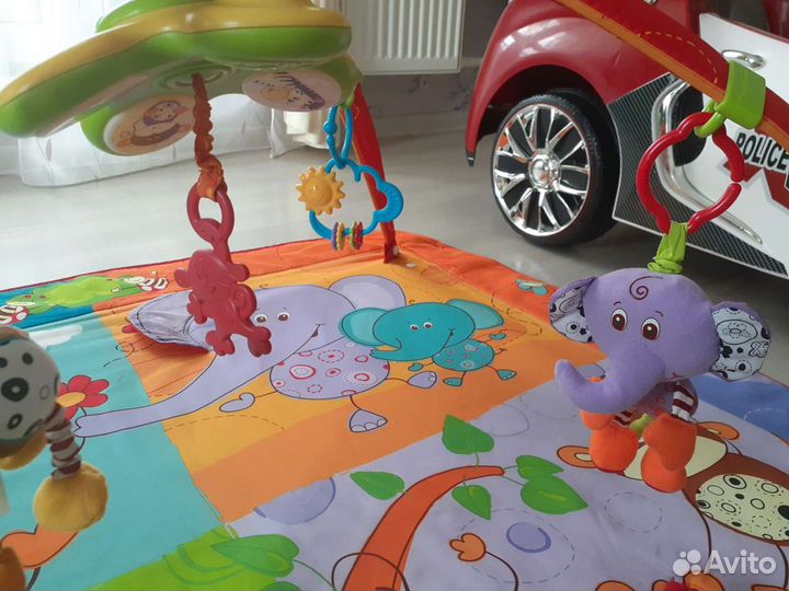 Развивающий коврик tiny love разноцветное сафари
