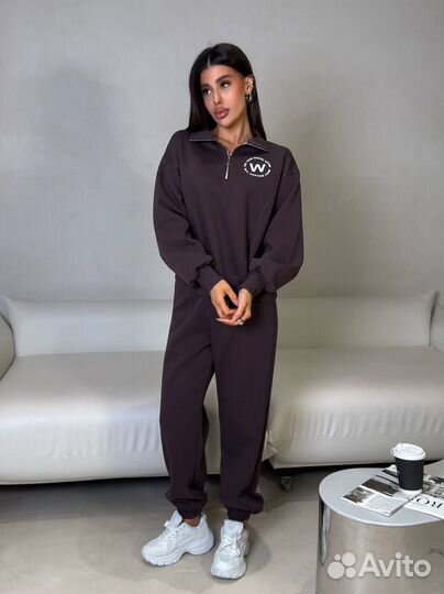 Спортивный костюм новый