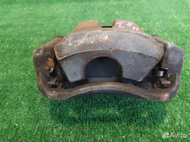 Суппорт тормозной передний левый Toyota RAV4 A30