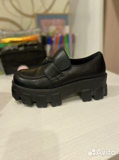 Туфли женские 36 размер натуральная кожа новые