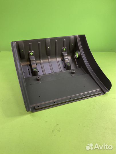 Крыло правое задн. (задн. часть) \MAN TGA SP400401