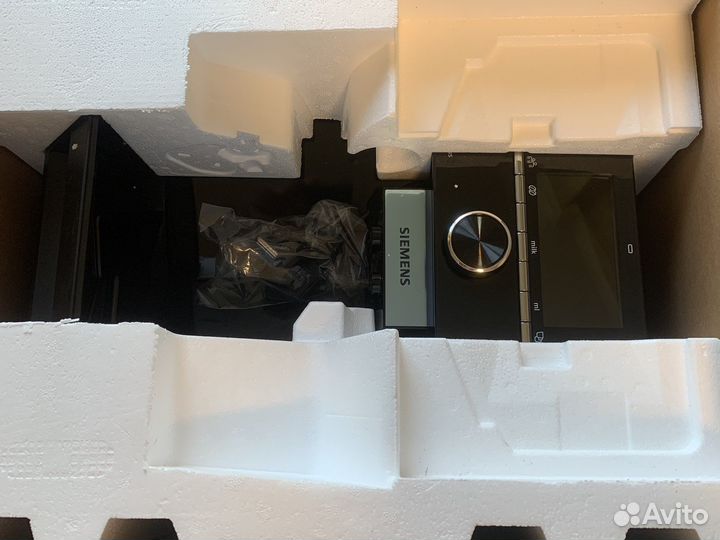 Кофемашина Siemens EQ.9 plus s500 TI955209RW