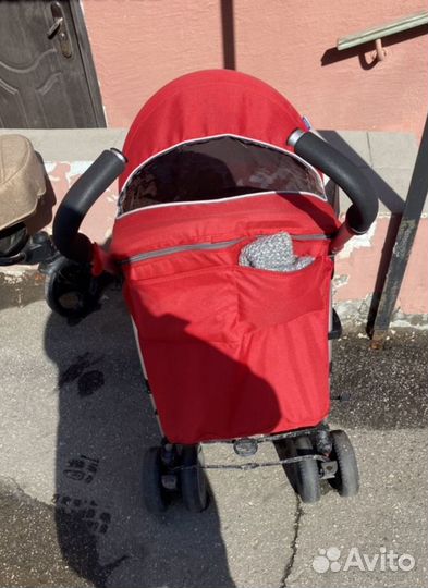 Прогулочная коляска