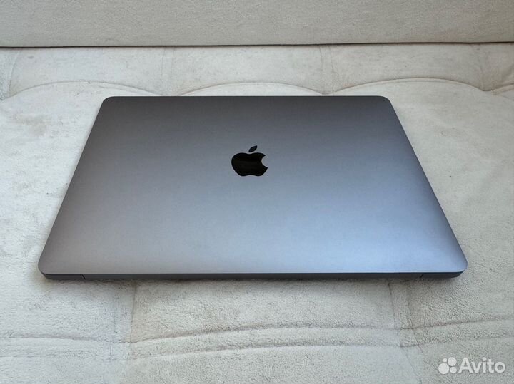 MacBook Air 13-inch