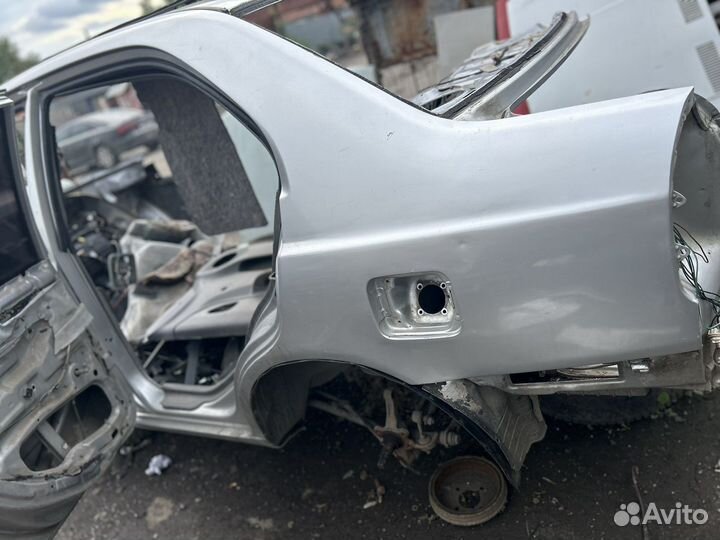 Задняя Левая четверть Хендай Акцент