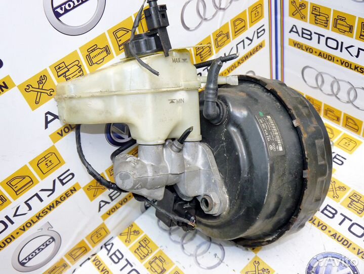 Усилитель тормозов вакуумный Гольф пассат