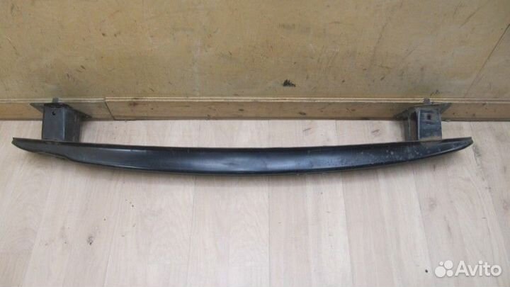 Усилитель заднего бампера Volkswagen Passat B6 200