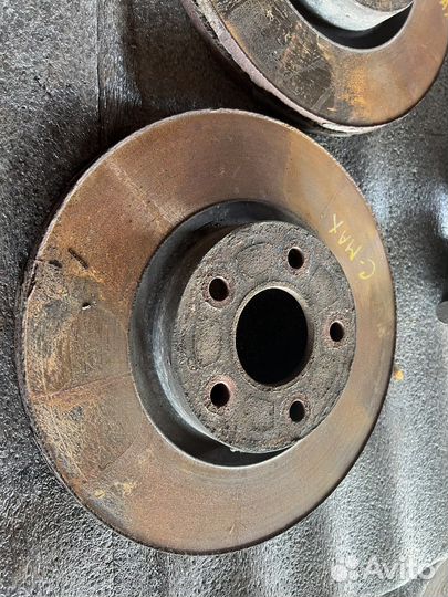 Тормозной диск передний Ford Focus 2