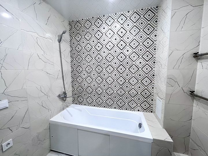 2-к. квартира, 34 м², 1/9 эт.