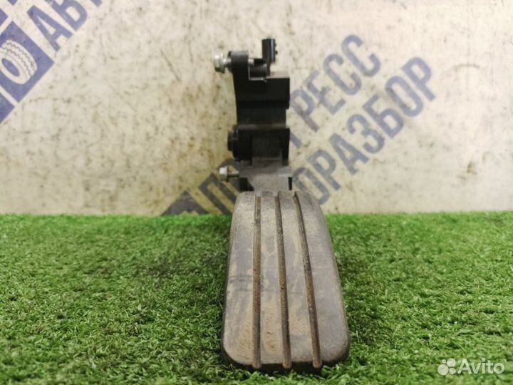 Педаль газа Renault Fluence седан 1.6 K4M V838