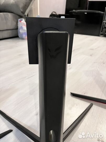 Стойки для мониторов настольные