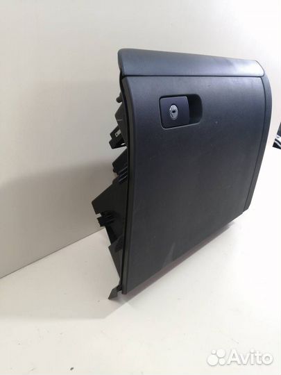 Бардачок Volkswagen Jetta 5K 2011