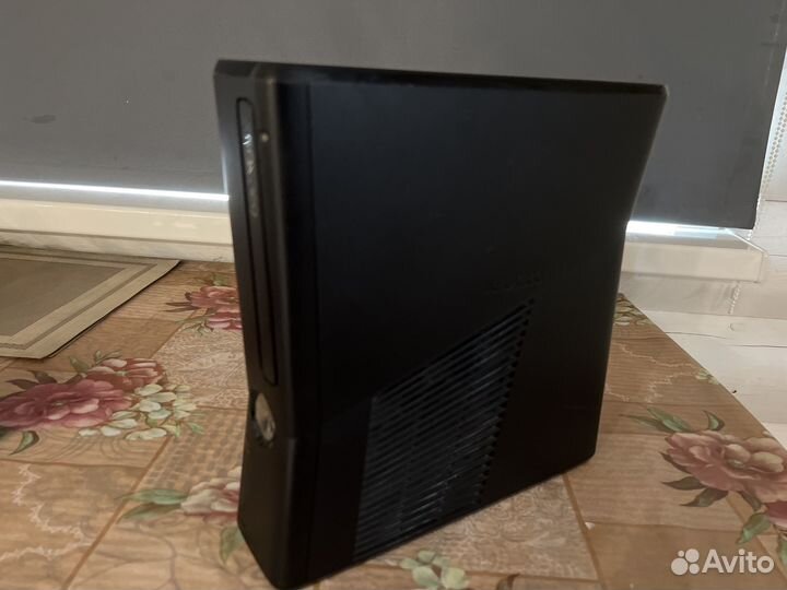 Xbox 360 slim freeboot