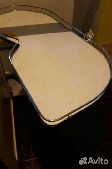 Продам кухонный шкаф с угловым поворотом