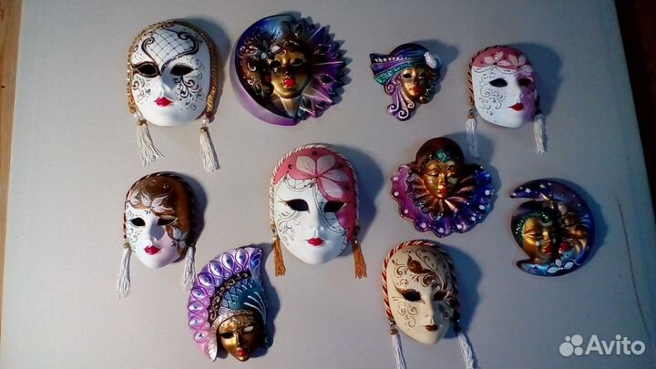 Продам маски венецианские