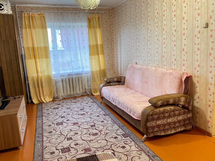 1-к. квартира, 35 м², 1/4 эт.
