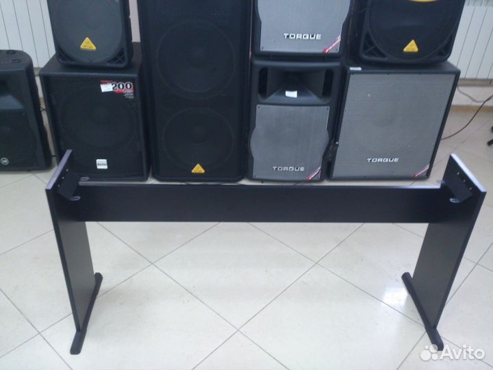 Подставка yamaha L-85WH для Yamaha P-105WH