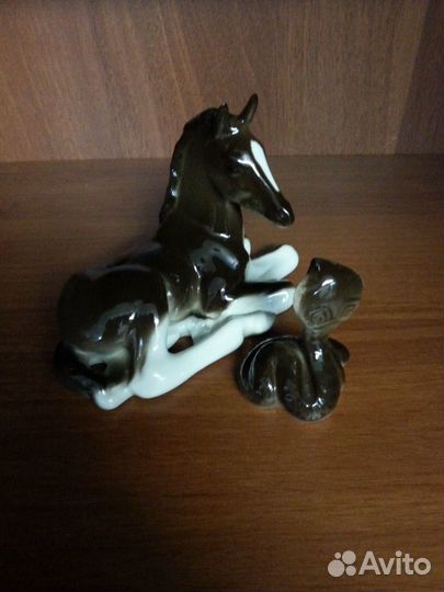 Фарфоровые статуэтки