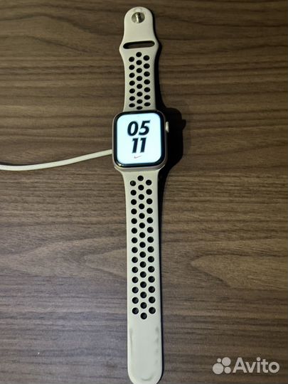Часы apple watch 6 44 mm nike