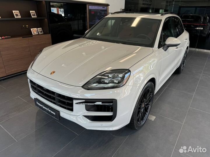 Porsche Cayenne 3.0 AT, 2024