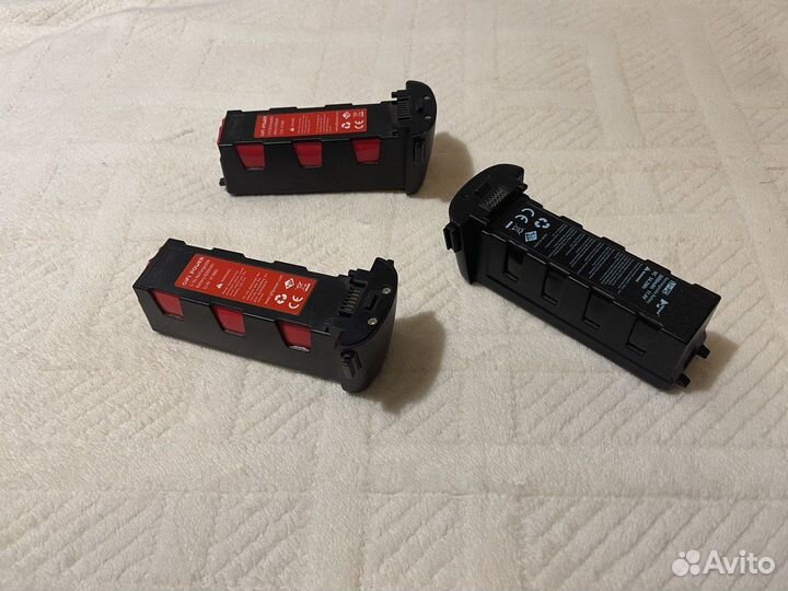 Квадрокоптер Hubsan H117S Zino