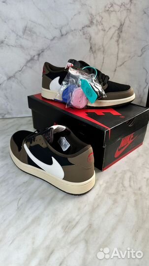 Nike Air Jordan 1 Low Travis Scott