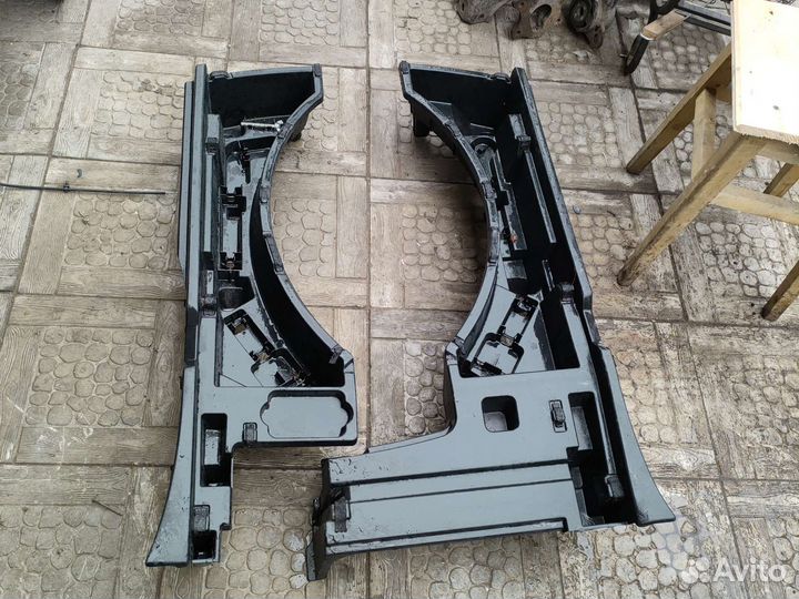 Мазда сх7 вставка багажника